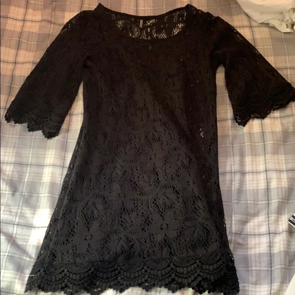 black laced dress